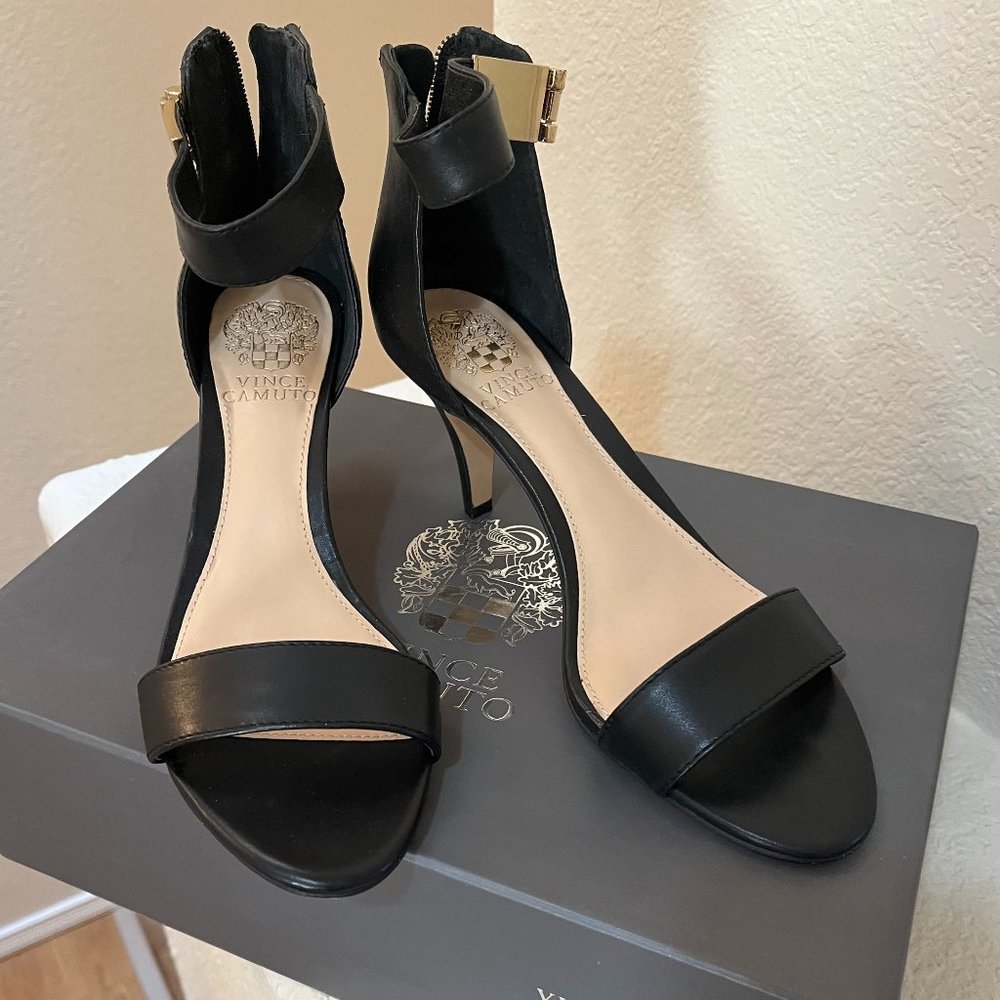 Vince Camuto Black Silky Leather size 8M